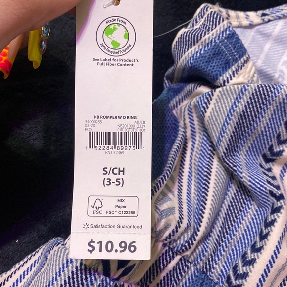 Woman’s beach wear - Picture 7 of 7